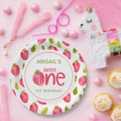 スイートワンストロベリーファースト誕生日 ペーパープレート (パーティー)