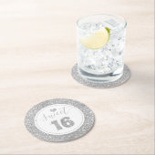 スイート16シルバーフェイクグリッター誕生パーティー ラウンドペーパーコースター (インサイチュ)