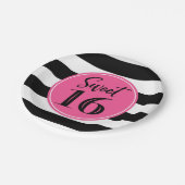スイート16バースデーパーティーピンク白黒ストライプ ペーパープレート (アングル)