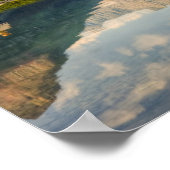 スウィフトカレント湖と多くの氷河ホテル ポスター (角)