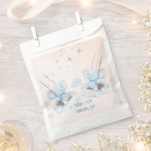 スウィングツイン象の赤ちゃんシャワー フェイバーバッグ (クリップ留めされた状態)