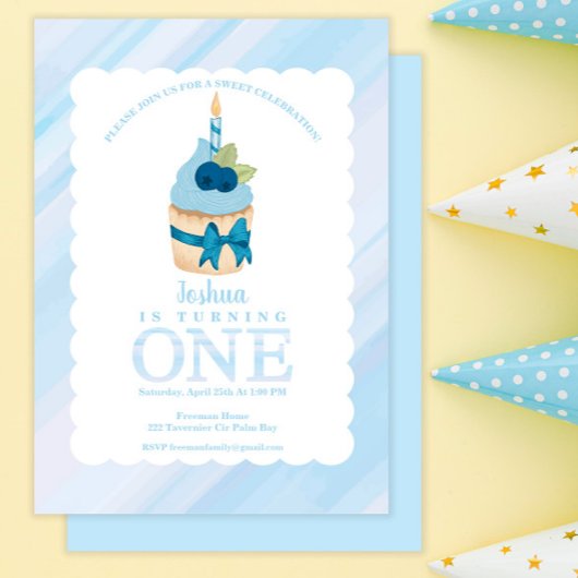 スウィートお祝いブルーカップケーキ1st誕生日パーティー 招待状