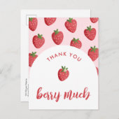 スウィートストロベリーベイビーシャワーの感謝を伝えるポストカード ポストカード (正面/裏面)