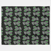 スウィートドリームテディエメラルドグリーン フリースブランケット (正面(横))