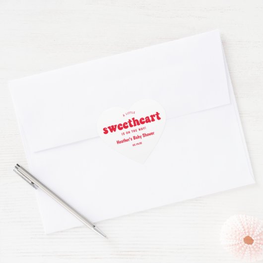 スウィートバレンタインの日の赤ちゃんシャワー ハートシール (封筒)