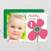 スウィートピンクポップ・アートのデイジーシックなフォトガール1st誕生日 招待状 (正面/裏面)