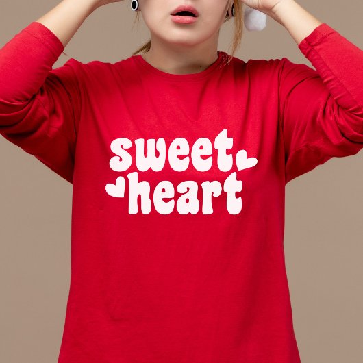 スウィートモダンハートレッド女子バレンタインデー Tシャツ