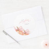 スウィートリトルカボチャのピンクの弓が途中にある ラウンドシール (封筒)