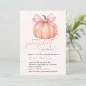 スウィートリトルカボチャのピンクの弓が途中にある 招待状 (スタンド正面)