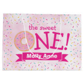 スウィートワンドーナツ振りかける1stバースデーガール ラージペーパーバッグ (裏面)