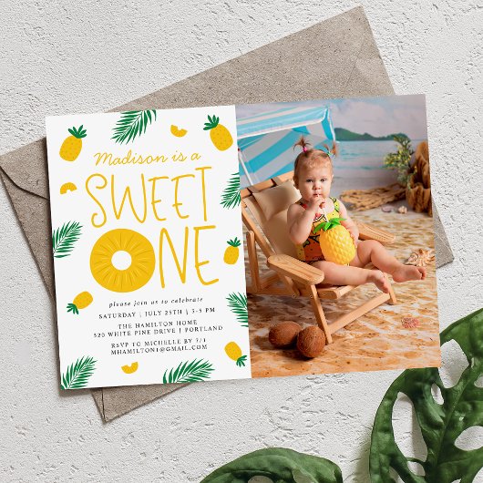 スウィートワンパイナップル1st誕生日パーティー 招待状