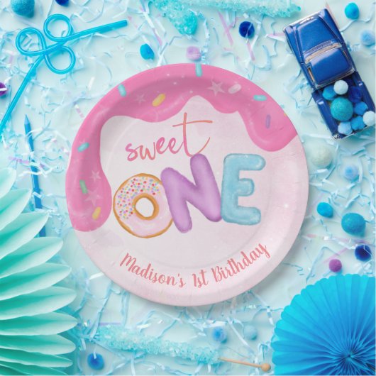 スウィートワンピンクつや消しガールズファースト誕生日 ペーパープレート (パーティー)