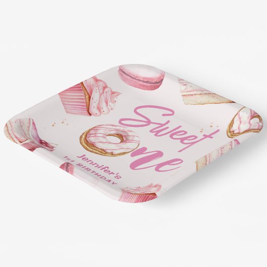 スウィートワンピンクキュートドーナツ女の子1st誕生日パーティー ペーパープレート (傾斜あり)