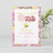 スウィートワンピンクレモネード1st誕生日招待状 招待状 (スタンド正面)