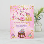 スウィートワン1thバースデーピンクフェイクグリッタードーナツ 招待状 (スタンド正面)