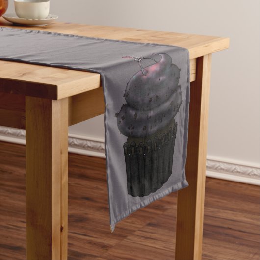 スウィート婚約カップケーキ ミディアムテーブルランナー (インサイチュ)