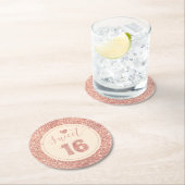 スウィート16サーモンピンクフェイクグリッター誕生日パーティー ラウンドペーパーコースター (インサイチュ)