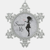スウィート16シルエットガールとハートSweet sixteen スノーフレークピューターオーナメント (正面)