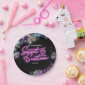 スウィート16誕生日カラフルネオングローダークパーティー ペーパープレート (パーティー)