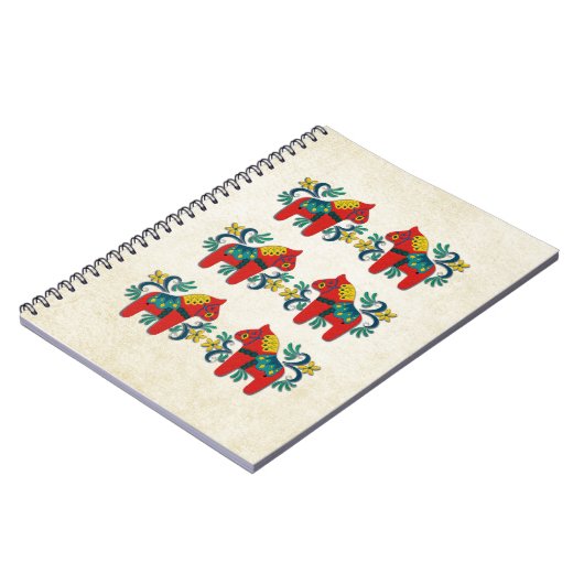 スウェーデンのクリスマスのDalaの馬のスカンジナビア人の双生児 ノートブック (左側)