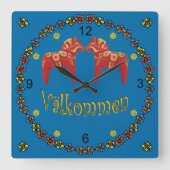 スウェーデンのダラの馬～ヴェルコメン～ウェルカムサイン～ スクエア壁時計 (正面)