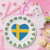 スウェーデンのハートの形の旗 ペーパープレート (パーティー)