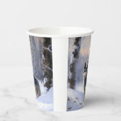 スウェーデンのバルフンドが雪のクリスマスを過ごす 紙コップ (左)