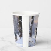 スウェーデンのバルフンドが雪のクリスマスを過ごす 紙コップ (右)