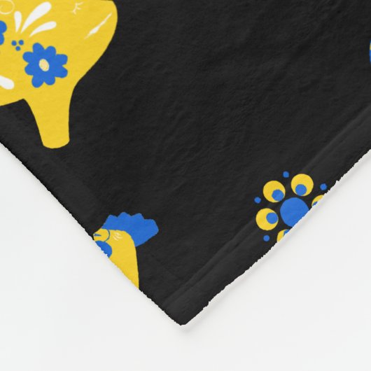 スウェーデンのフォークダラファームアニマルズLブルーとイエロー フリースブランケット (角)