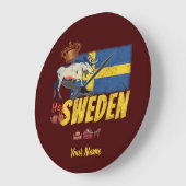 スウェーデンのヴィンテージ国旗とムースのお土産 ラージ壁時計 (傾斜)