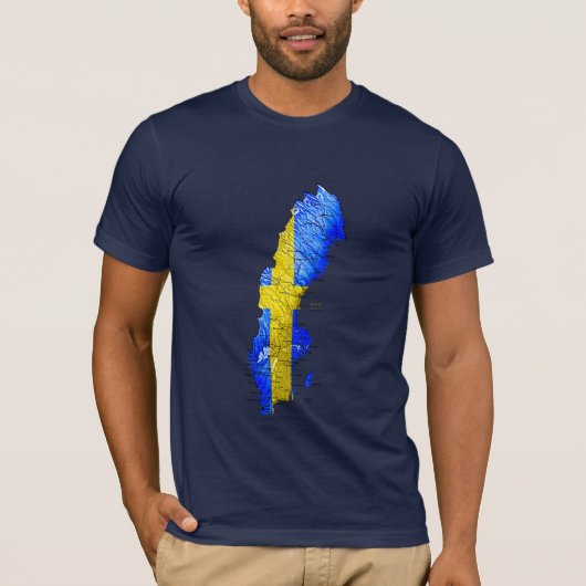 スウェーデンの旗の色の地図Tシャツ Tシャツ (正面)