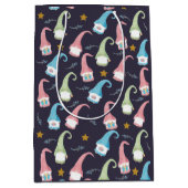 スウェーデンの格言パターンギフトバッグ ミディアムペーパーバッグ (正面)