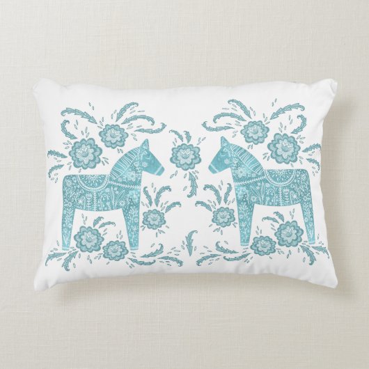 スウェーデンダラホースティール(緑がかった色)グリーンアンドホワイト アクセントクッション (正面)