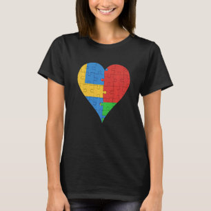スウェーデンベラルーシ国旗のハート Tシャツ