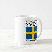 スウェーデン人でラッキーなマグカップ コーヒーマグカップ (正面右)