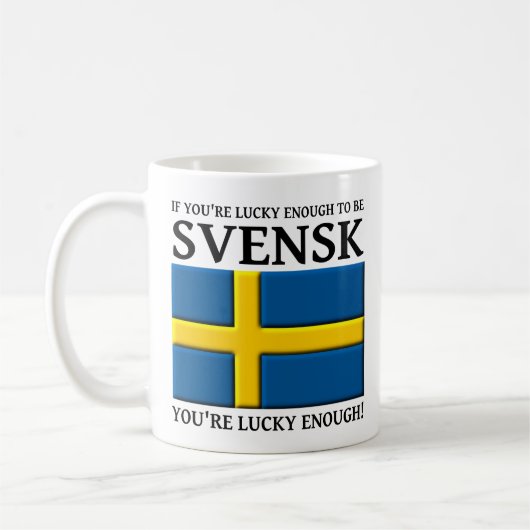 スウェーデン人でラッキーなマグカップ コーヒーマグカップ (左)
