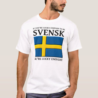 スウェーデン人でラッキーなTシャツ Tシャツ