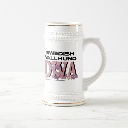 スウェーデン人のVallhundの花型女性歌手 ビールジョッキ (右)