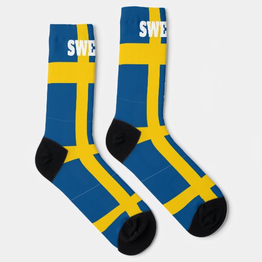 スウェーデン国旗を持つクルーソックス ソックス (右)