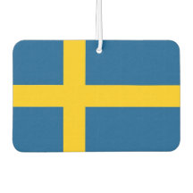 スウェーデン国旗を持つ車の新入生