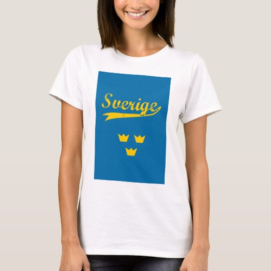 スウェーデン、スベージュ、3クラウン Tシャツ (正面)
