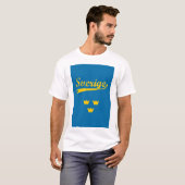 スウェーデン、スベージュ、3クラウン Tシャツ (正面フル)
