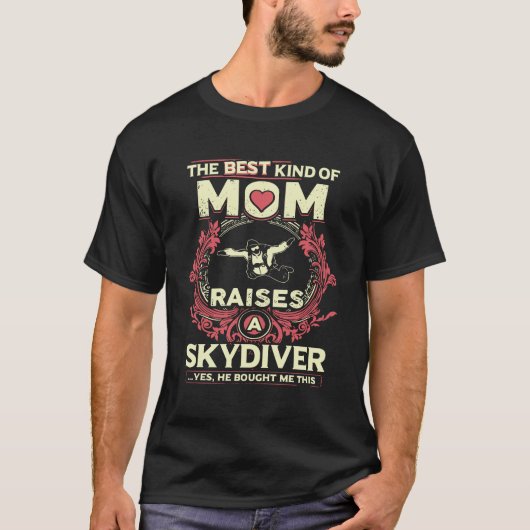スカイダイバーを誇りに思うママのシャツ 1 Tシャツ (正面)