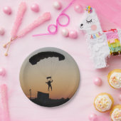 スカイダイバーパラシュートアットサンセットスカイダイバー ペーパープレート (パーティー)