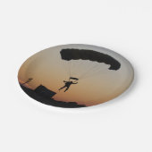 スカイダイバーパラシュートアットサンセットスカイダイバー ペーパープレート (アングル)