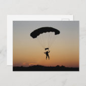 スカイダイバーパラシュートアットサンセットスカイダイバー ポストカード (正面/裏面)