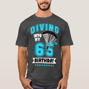 スカイダイビング誕生日65歳Skydivin Tシャツ