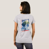 スカイダイビング - 雲の上の自由を感じる | 女性用 Tシャツ (裏面フル)