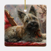 スカイテリアの犬のクリスマスのお祭り セラミックオーナメント (裏面)