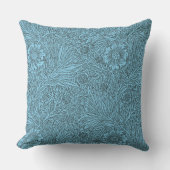 スカイブルーとグレーヴィンテージフローラルパターン クッション (正面)